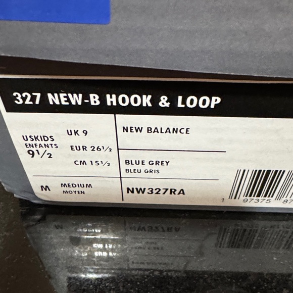 New Balance Kids' Sneakers in Blue and Cream toddler 9.5 - Picture 11 of 11